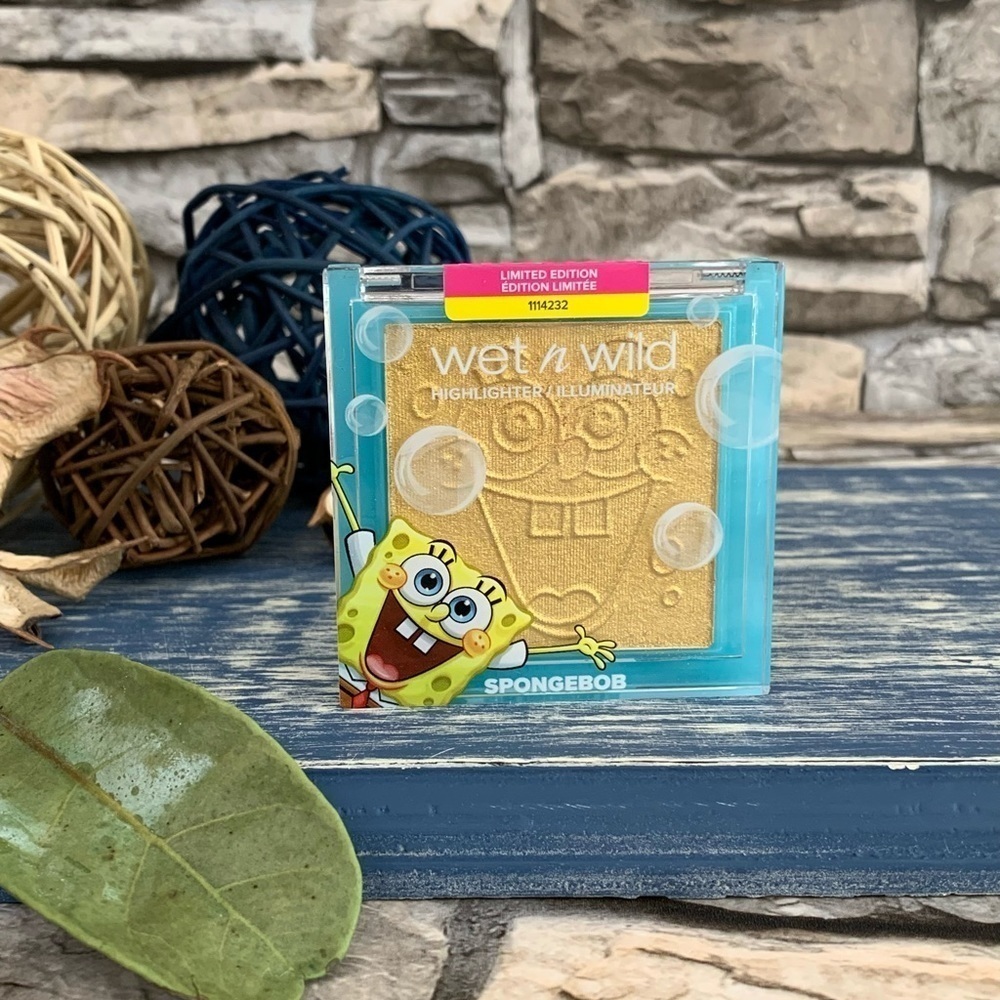 New Spongebob x Wet Wild Nautical Nonsense Golden Gold Illuminating Highlighter